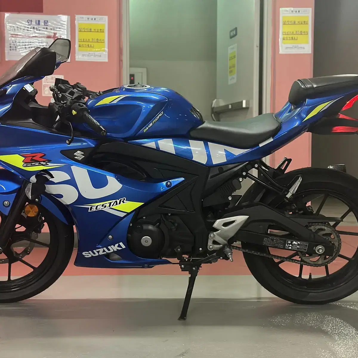 스즈키 gsxr125 19년식 머플러구변완료 차량판매합니다.