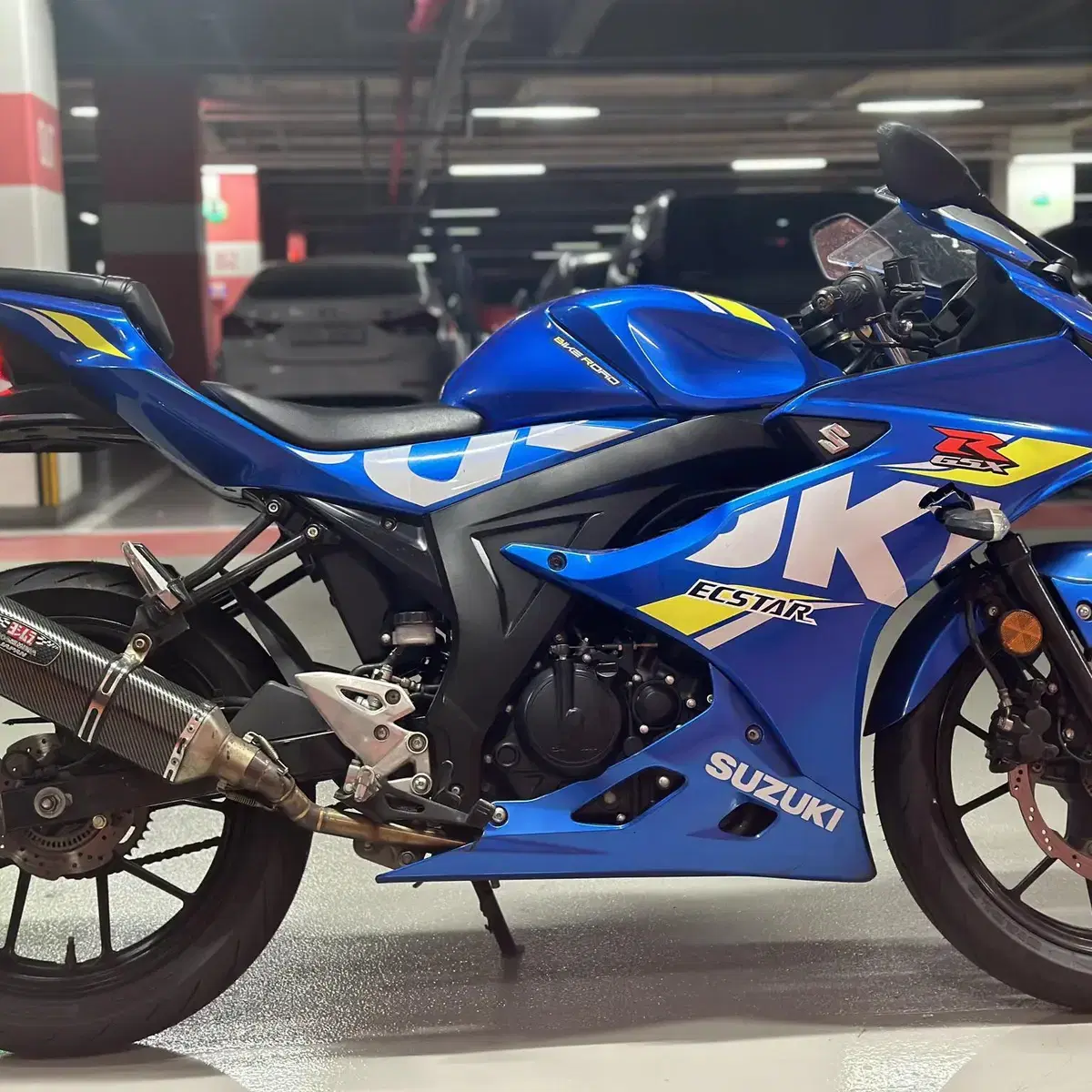 스즈키 gsxr125 19년식 머플러구변완료 차량판매합니다.