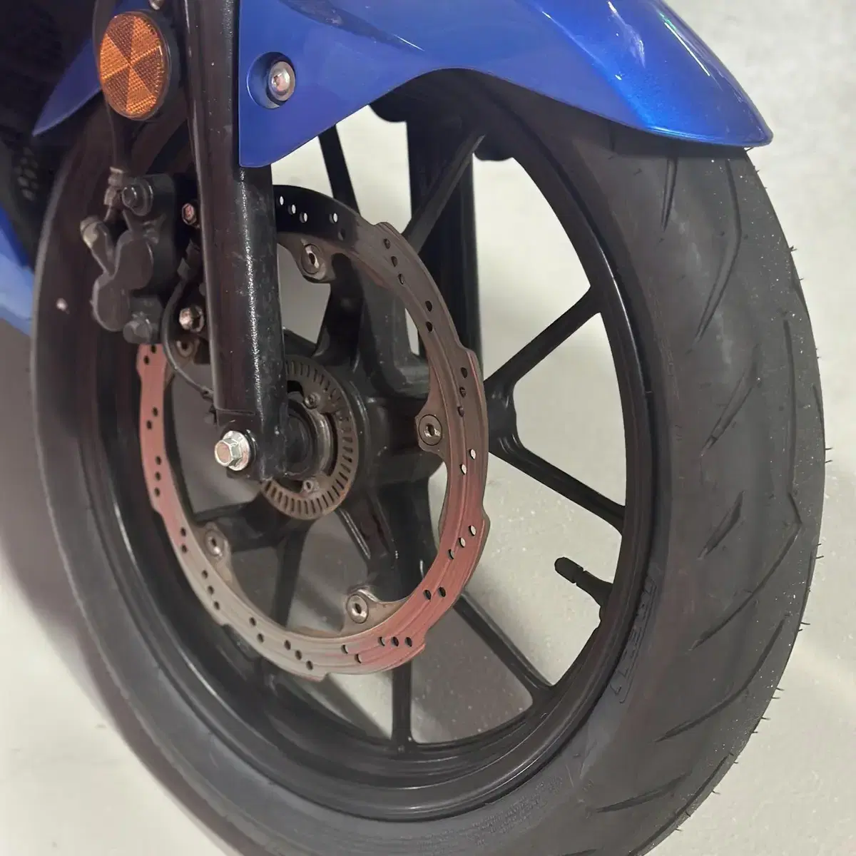 스즈키 gsxr125 19년식 머플러구변완료 차량판매합니다.