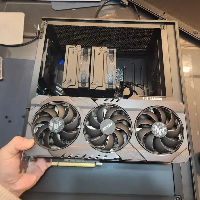 라이젠5 7600, B650M, 32G, RTX 3070, 고사양 게이밍