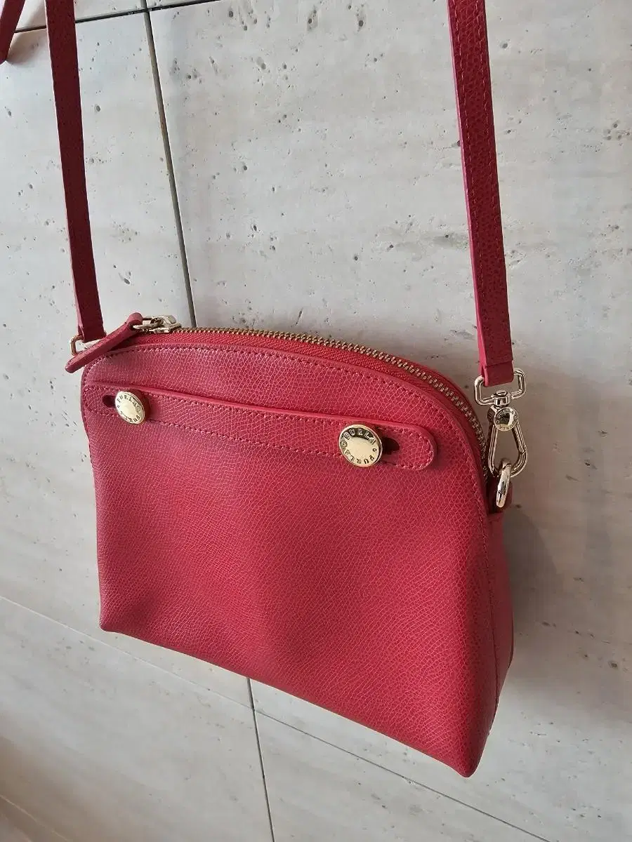 Price drop)Hula Crossbody Bag