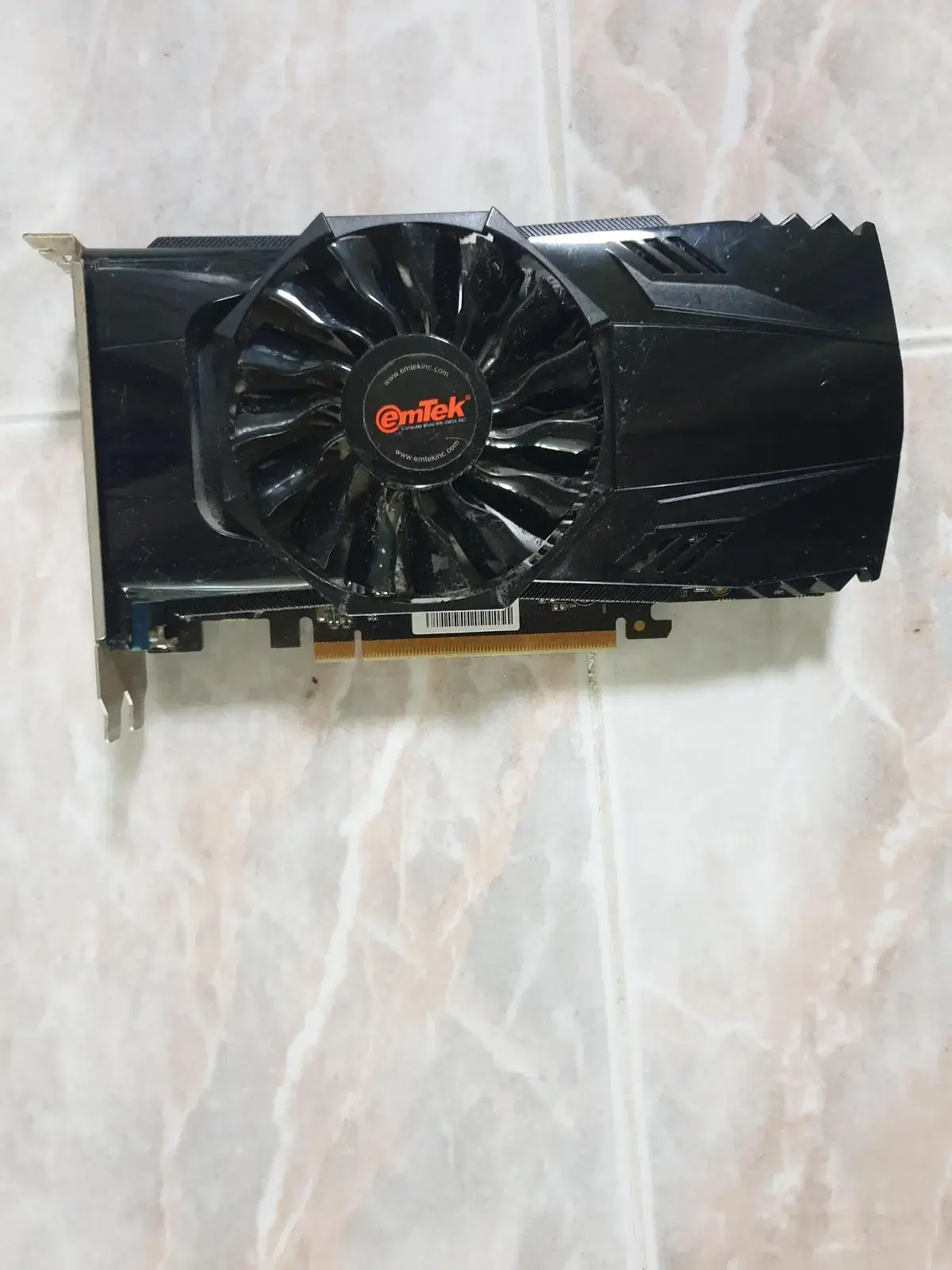 이엠텍 GTX560