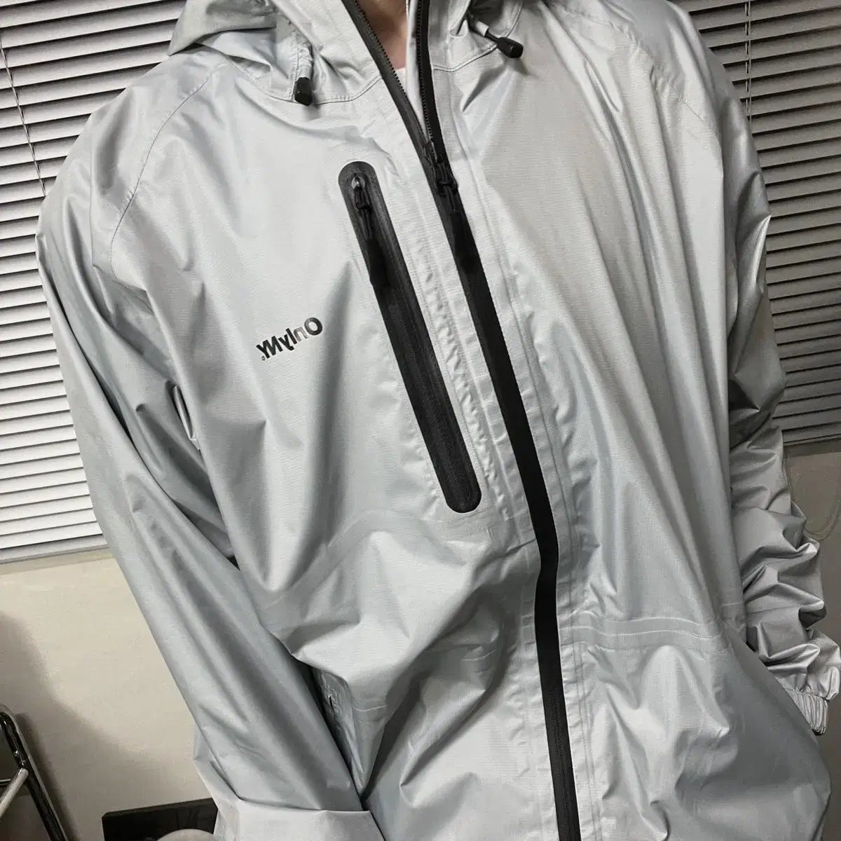 ONLYNY 온리뉴욕 Windbreaker