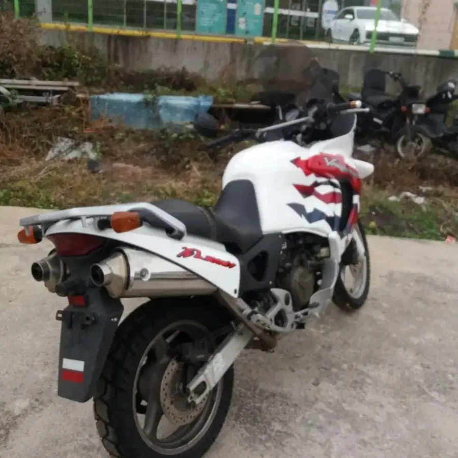 혼다 Xl1000v 오토바이 팝니다 1000cc