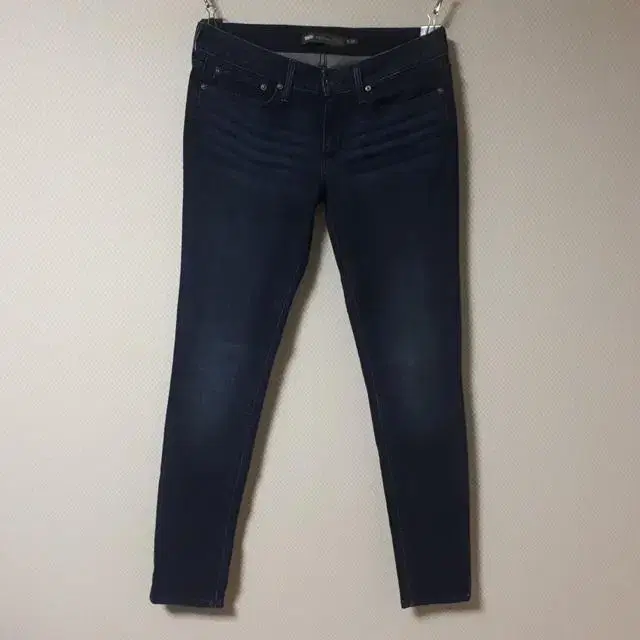 Women28/Levi's Skinny Fit Jeans/28-927