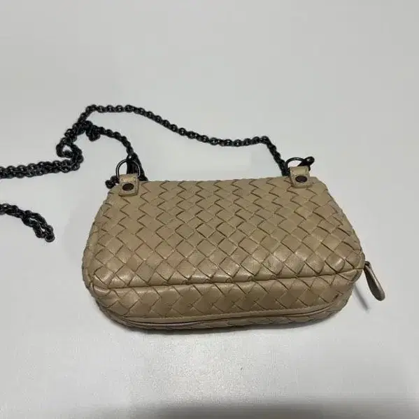 BOTTEGA VENETA 보테가 베네타 인트레치아토 나파 체인 크로스백