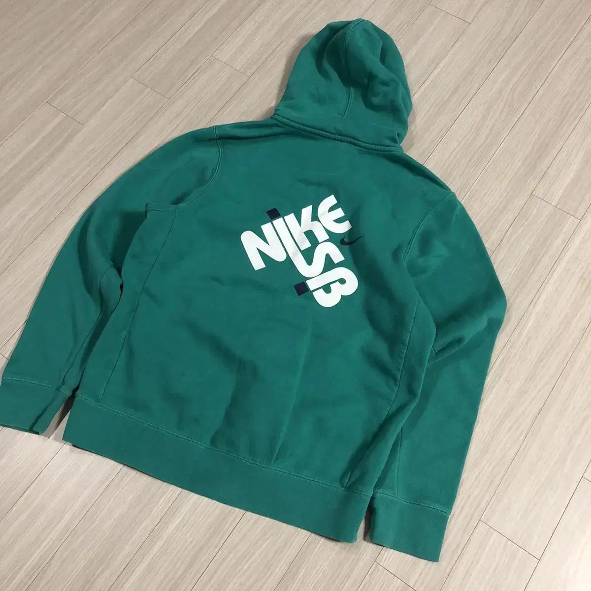 Nike sb hood T. ~L