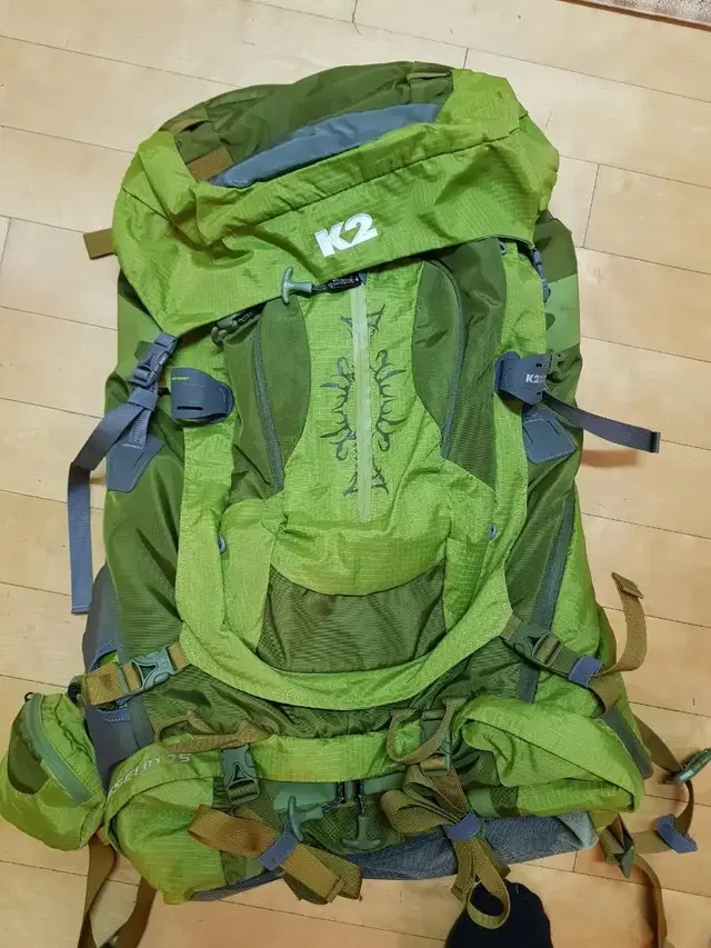 K2 산악용배낭 (75L)