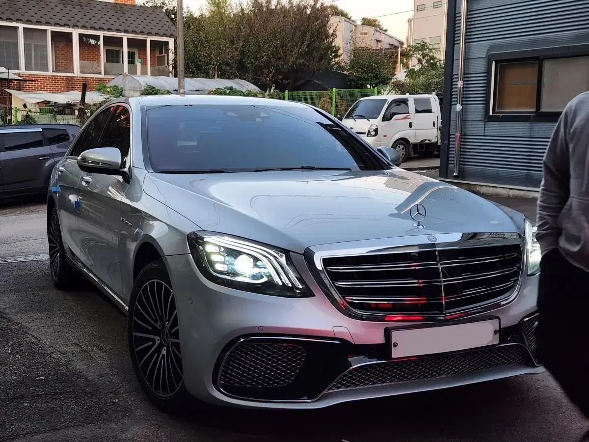 W222 S클래스 S65AMG 신형개조 바디킷(장착포함)