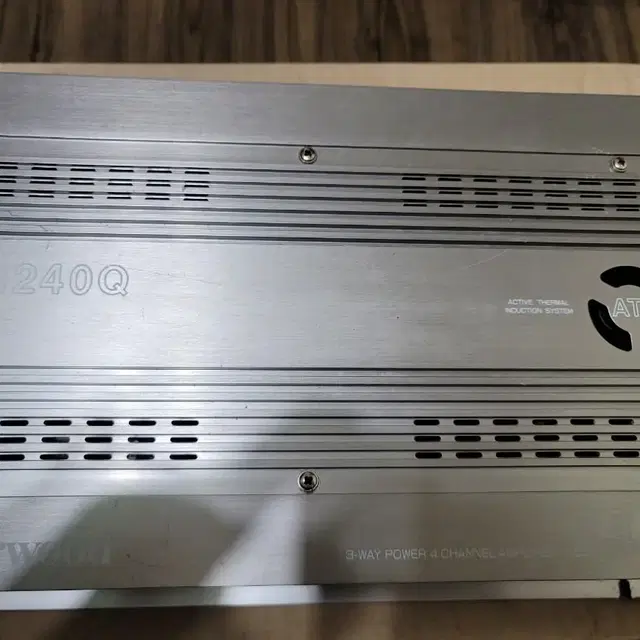 XA-1240 Q 셔우드엠프3웨이4채널240W