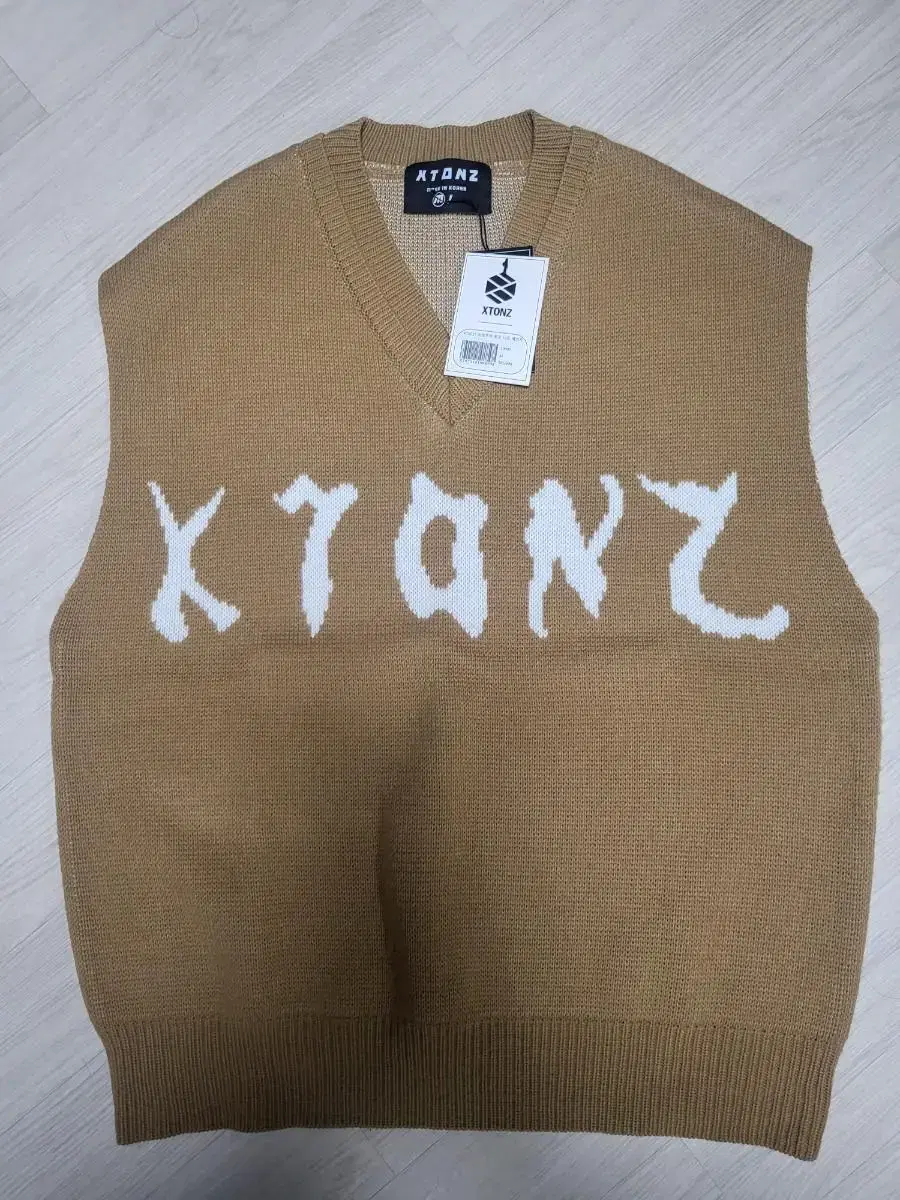 X-Tones Knit Vest M