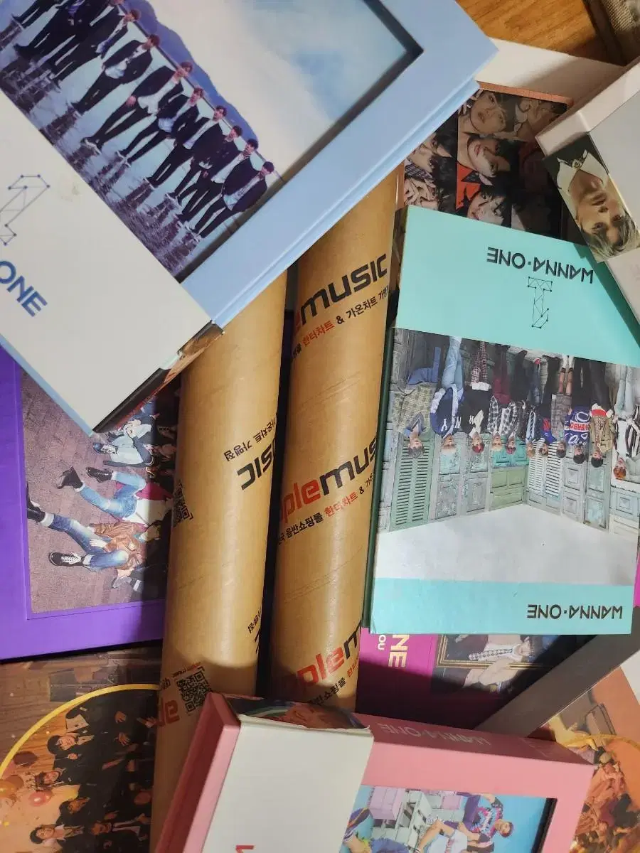 Wanna One unsealed album (source