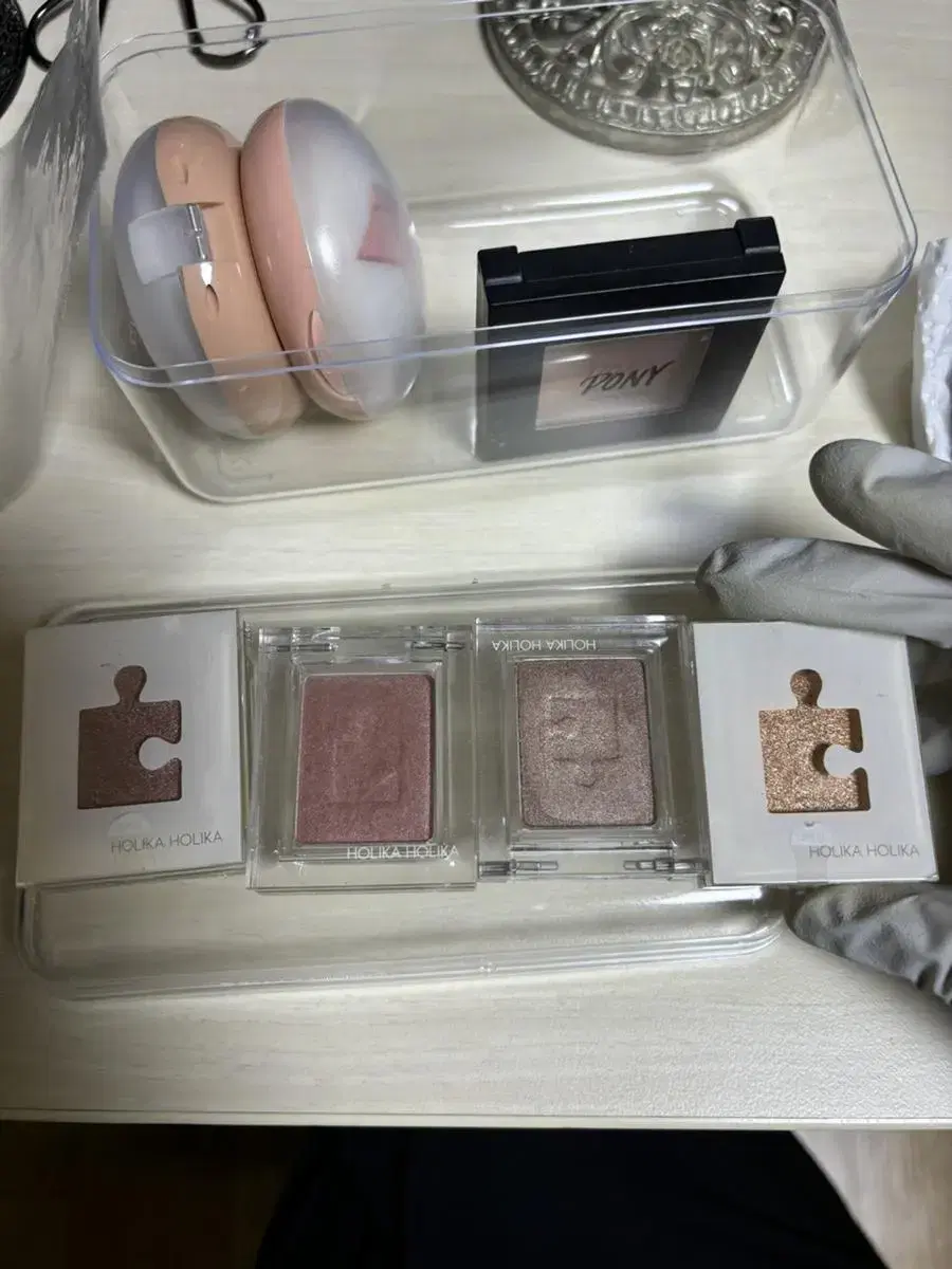 HolikaHolika Shadow Discontinued colors