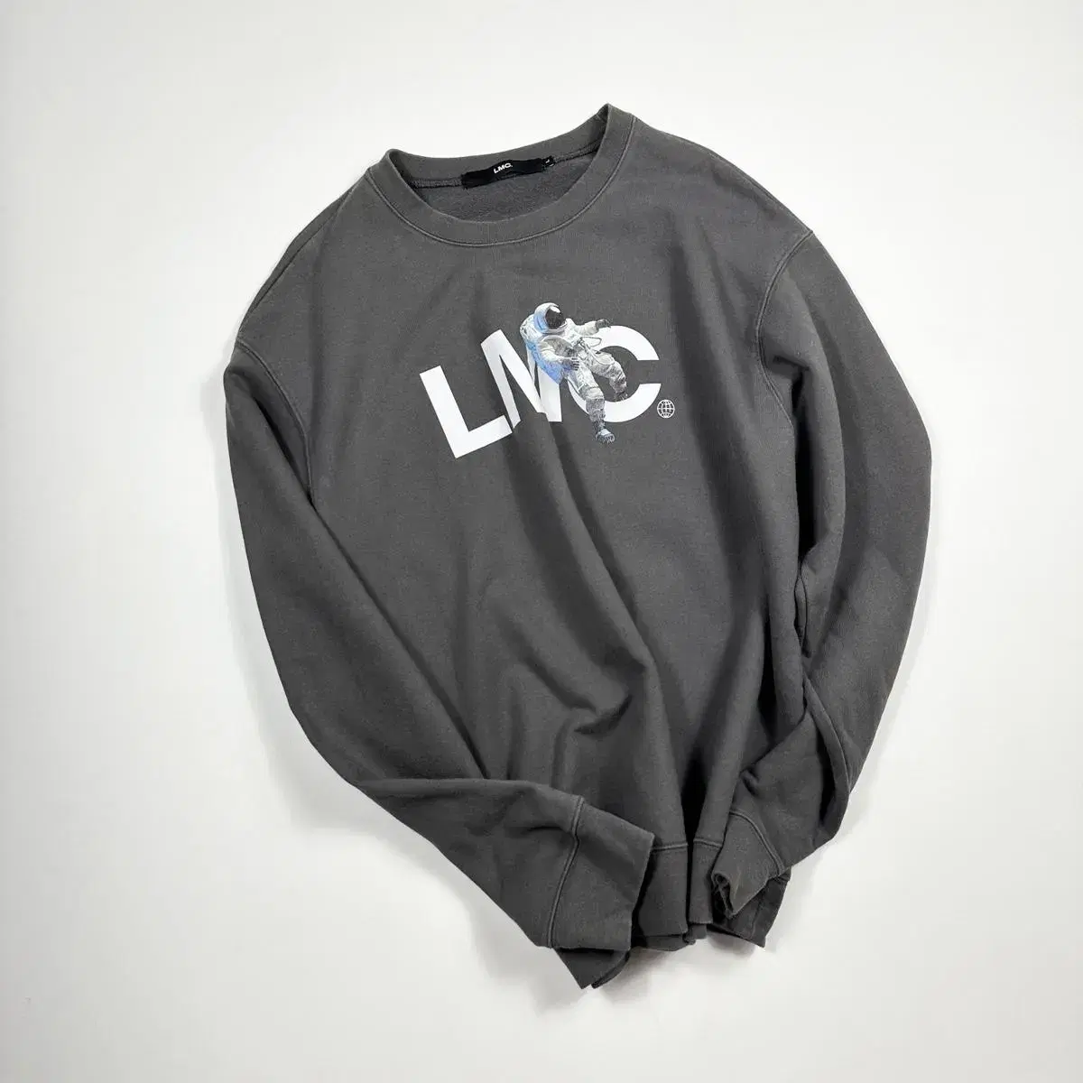 LMC LMC Big Logo Pigmented Boxy Top (L)