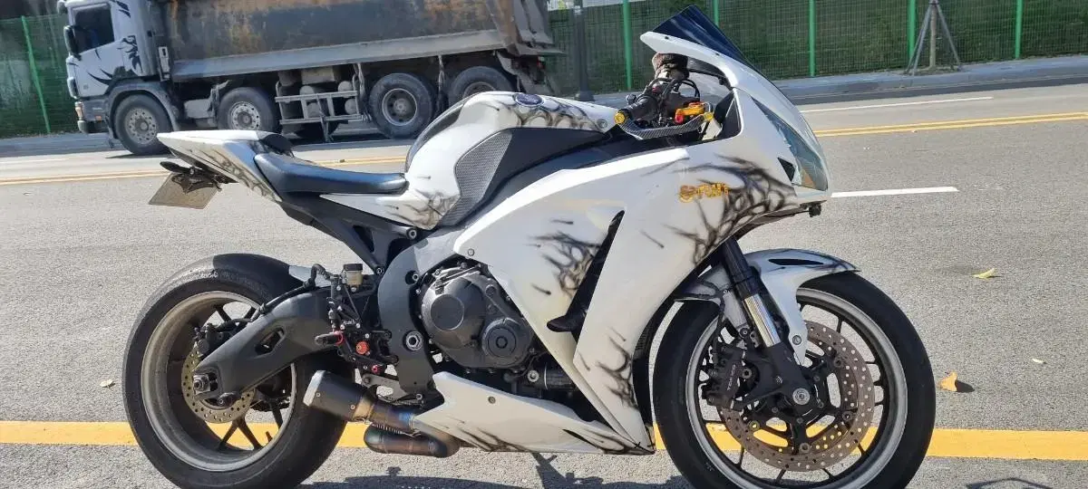 혼다cbr1000rr