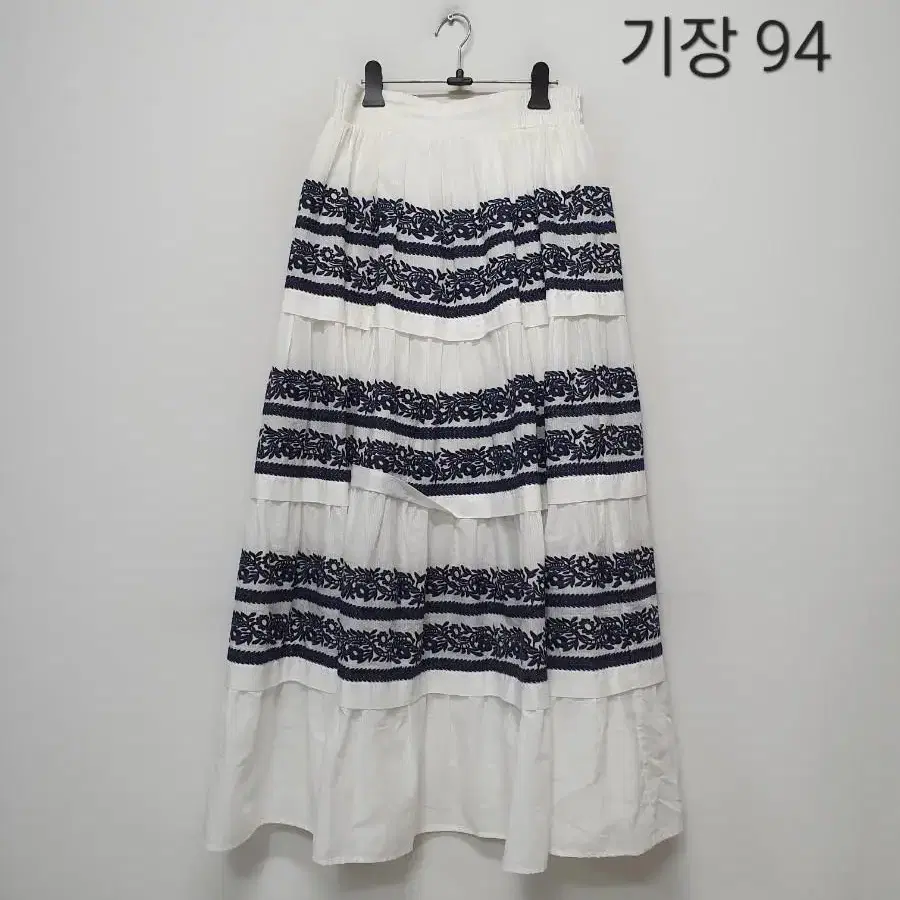 21SS 마쥬 스커트.