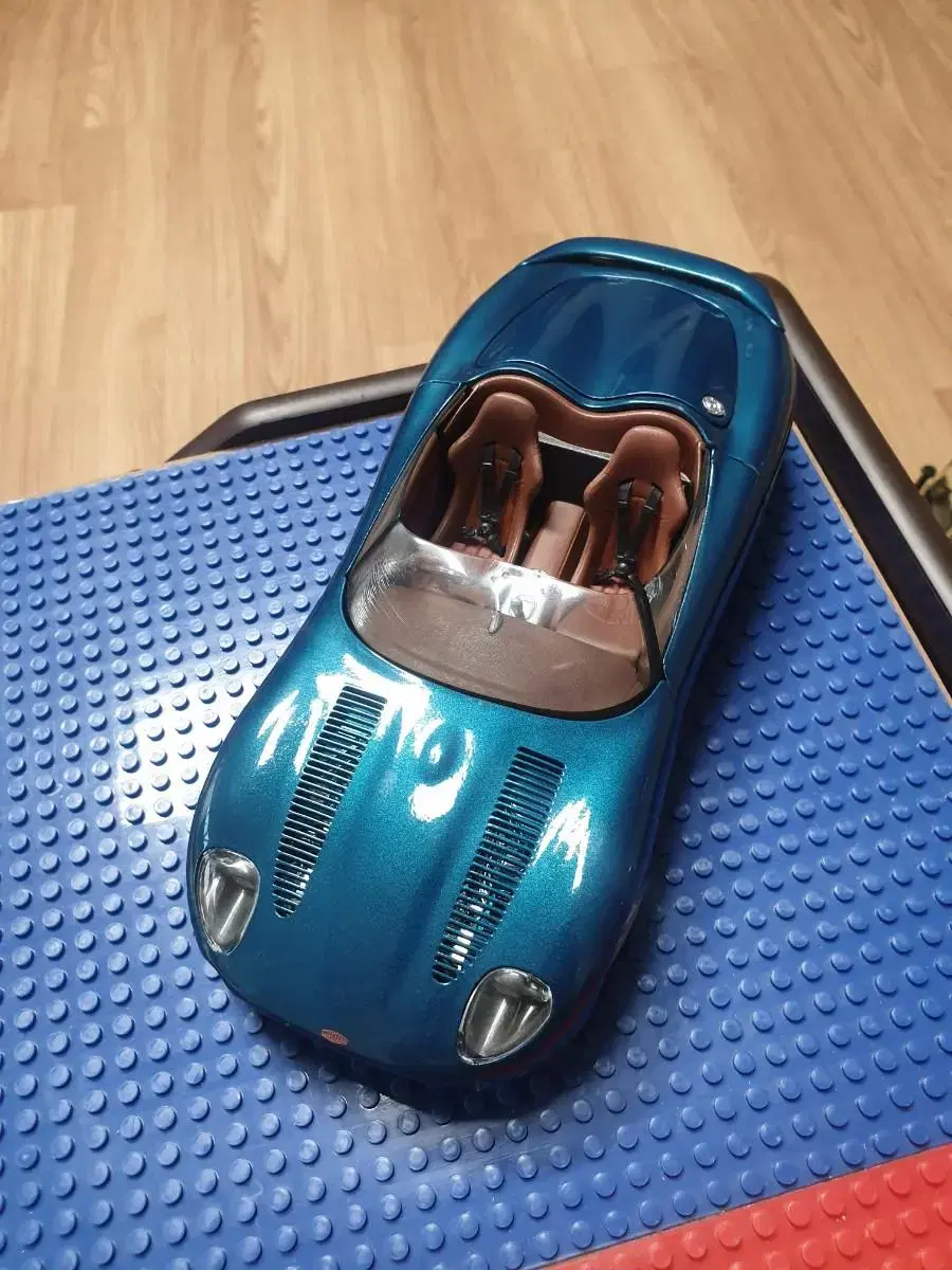 Model Car Die-cast 1:18 Jaguar