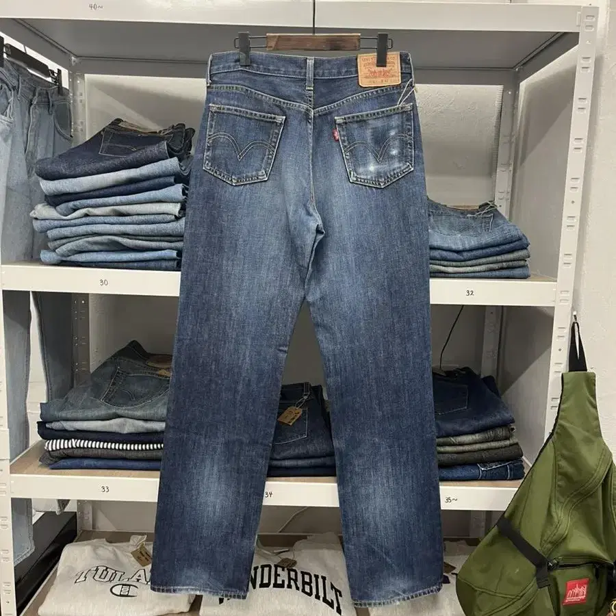 00s 506 Vintage Levis(31)