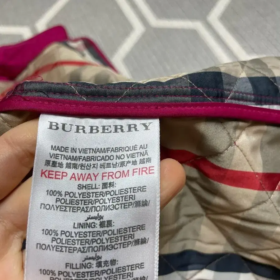 정품 burberry  버버리 칠드런 자켓