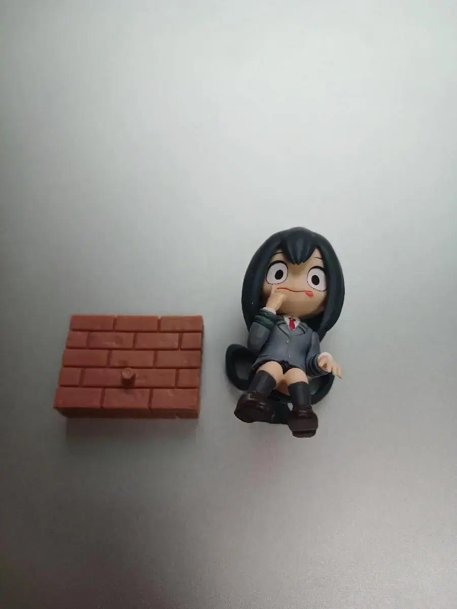 Hiroaka Tsuyu Minifigures