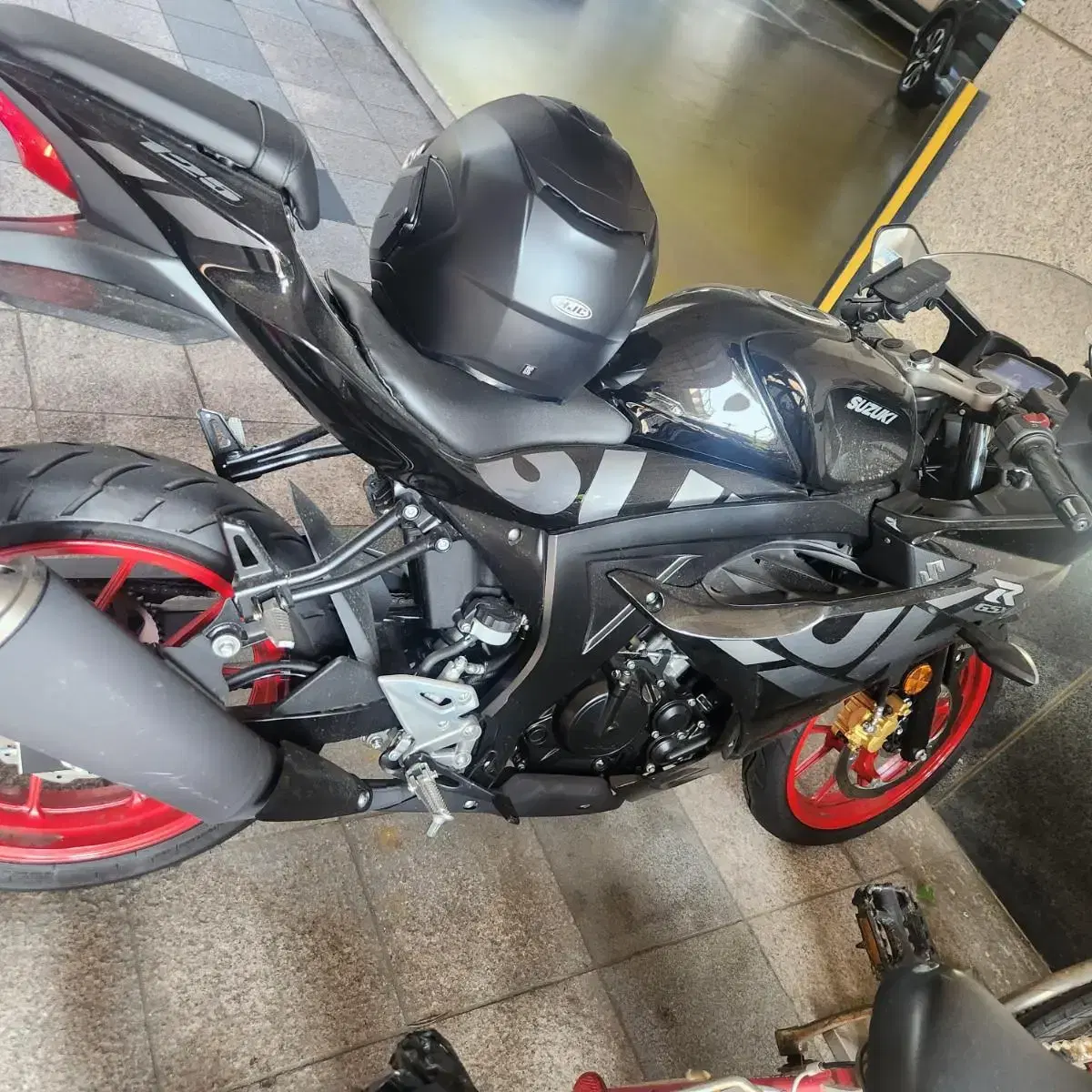 2023년식 스즈키 gsx-r125 450km 가격협의 상태 신차급