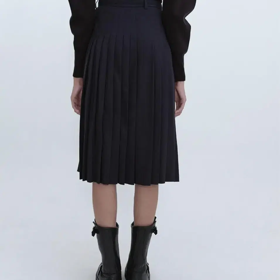 Ahwe wool pleated skirt