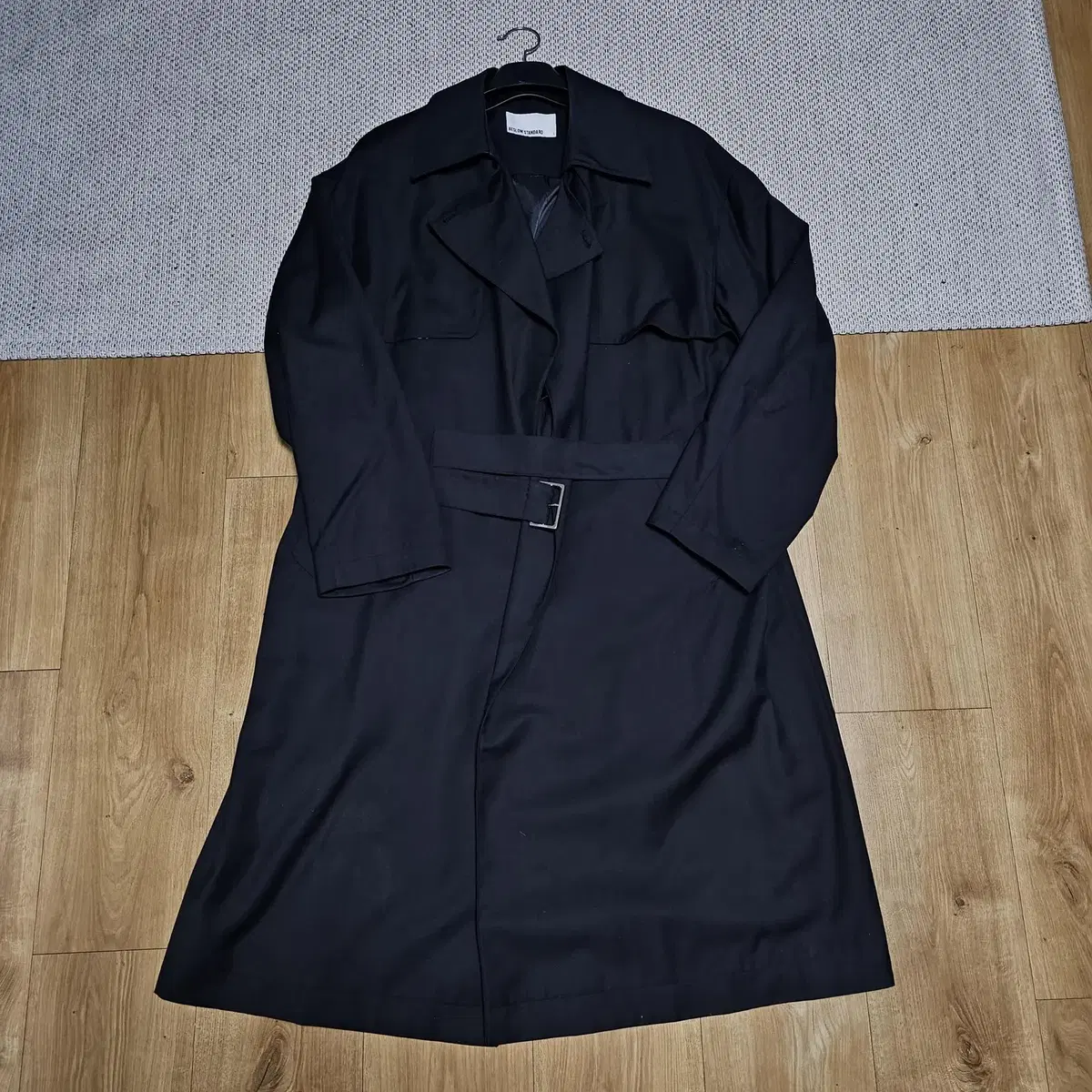 [L] Bislow Standard Trench Coat in Black