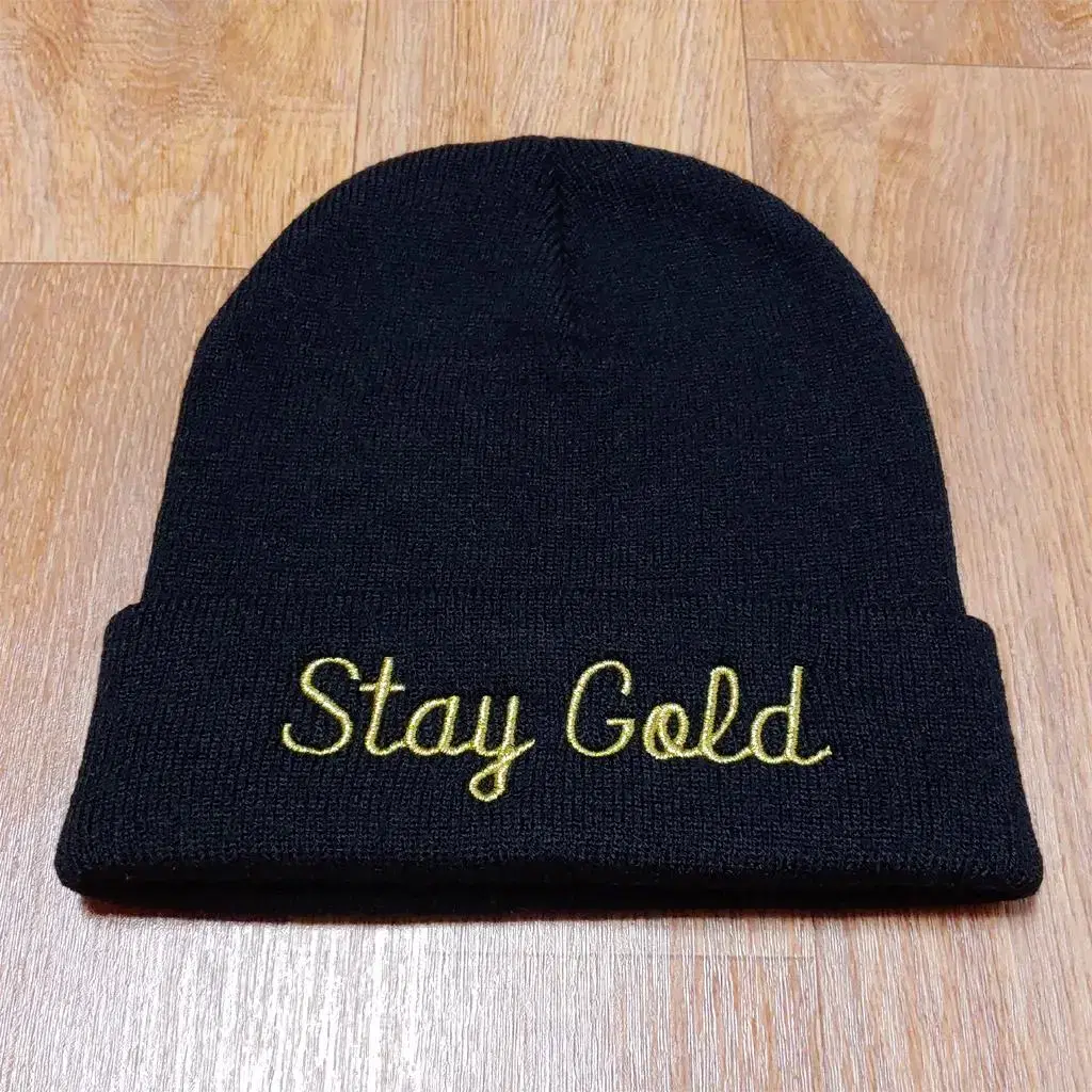 Stay Gold 레터링 스포츠 패션 비니 H-46