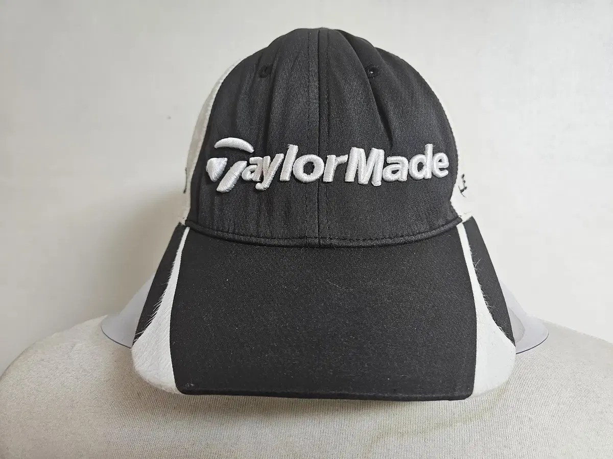 TAYLORMADE 모자