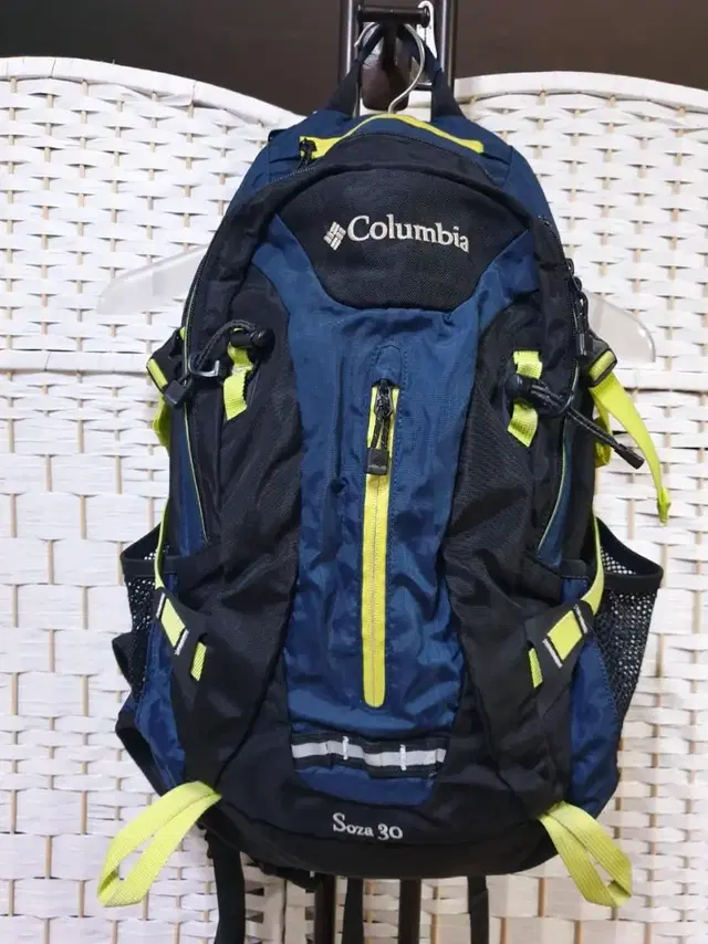 Columbia 콜롬비아 아웃도어 등산배낭 30L 레인커버 있어요