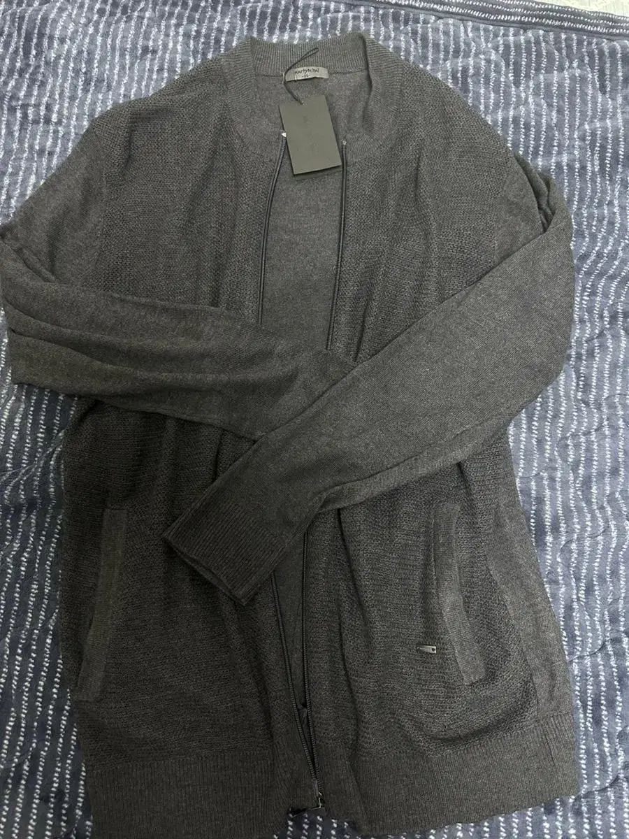 Martin Val cashmere zip-up cardigan for sale (new)