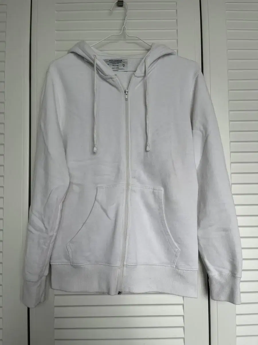 Full & Bear Zip-Up Hoodie (Men's Size XS)