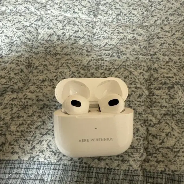 AirPods 에어팟 Macsafe 충전 3세대 1주일 사용 충전기포함