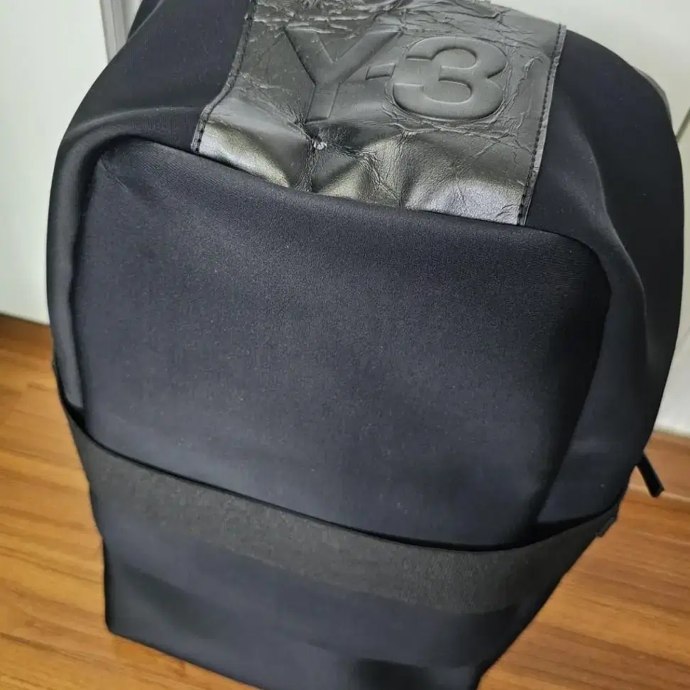 Y-3 Qasa backpack bp9988 백팩팝니다.