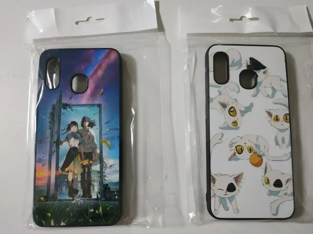 Suzume's Doorstop Cell Phone Case