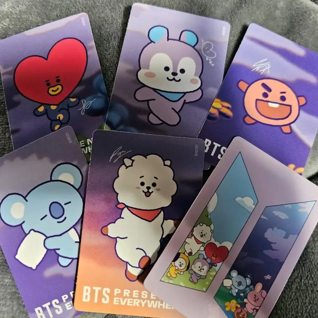 BT21 10주년 생일 포카 세트 양도