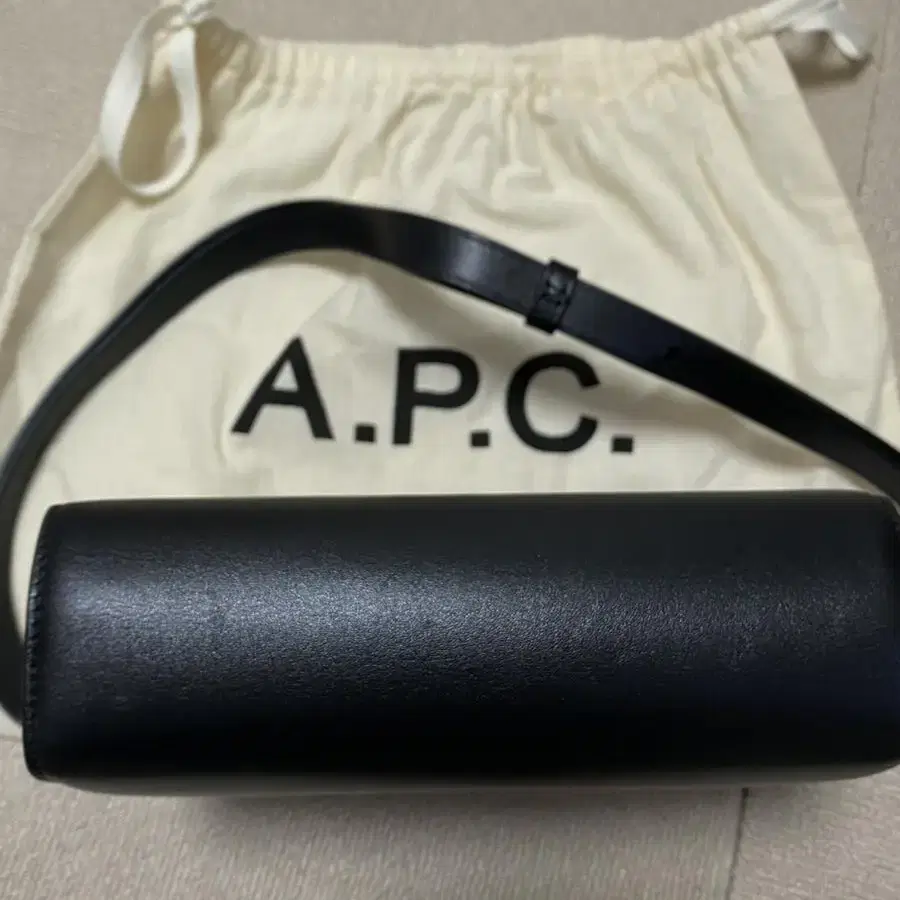 APC 아페쎄 그레이스 숄더백