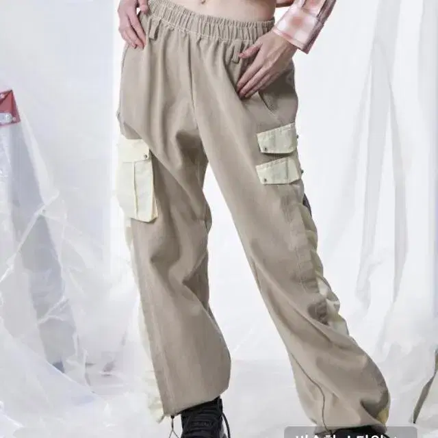 NYLON MIXED CARGO DENIM PANTS - BE