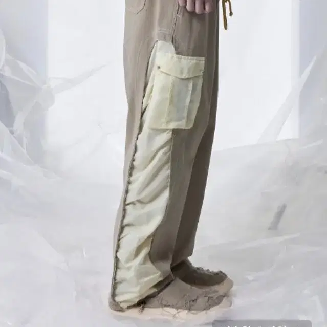 NYLON MIXED CARGO DENIM PANTS - BE