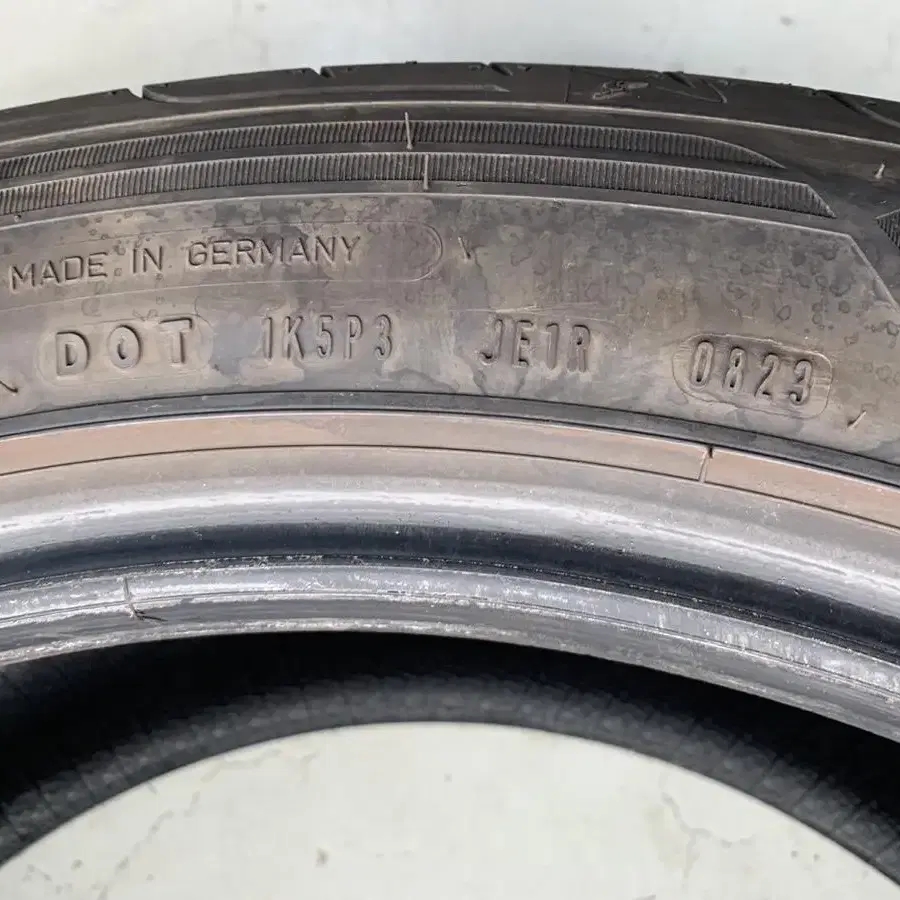 275/45R21 중고T