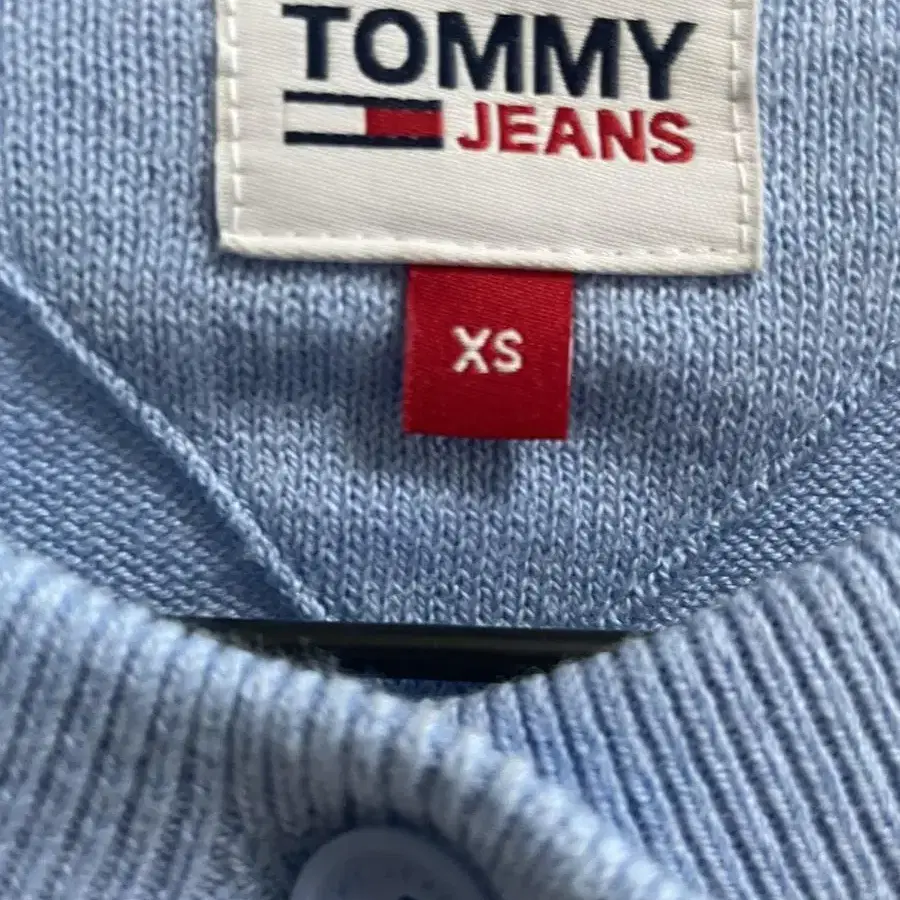 TOMMY JEANS 미니 뱃지 크루넥 가디건(xs)