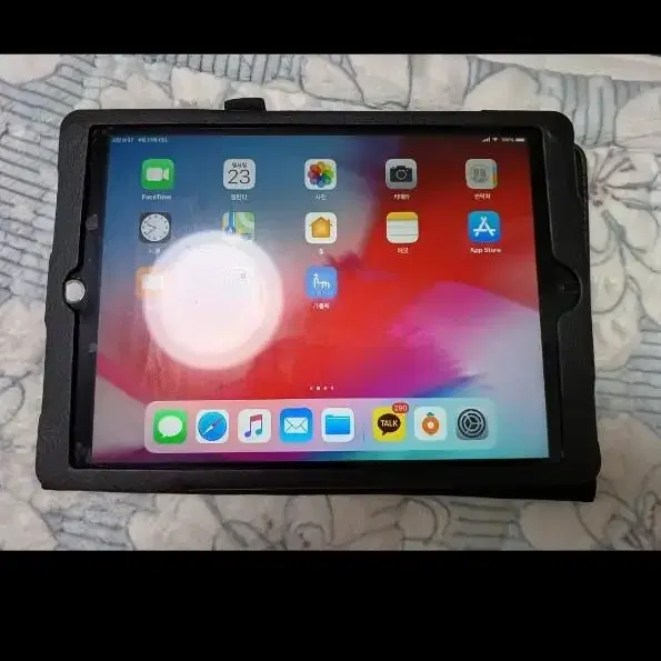 iPad Air 셀룰러+WiFi. 32GB 싸게팜니다