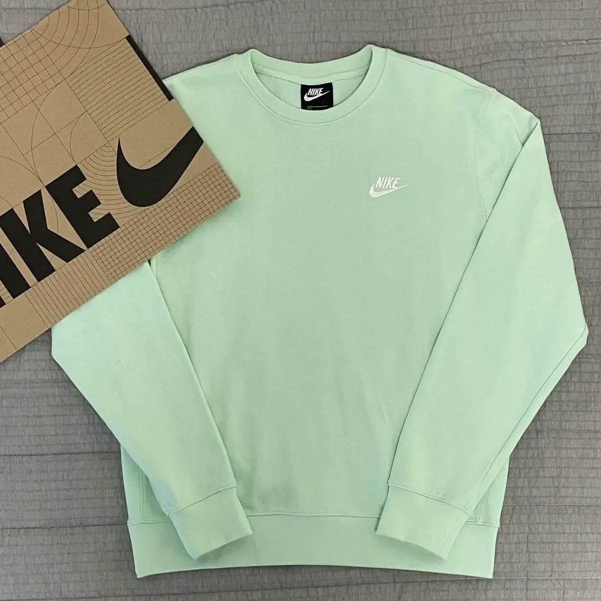 [ L ] Nike 나이키 민트 라운드 맨투맨