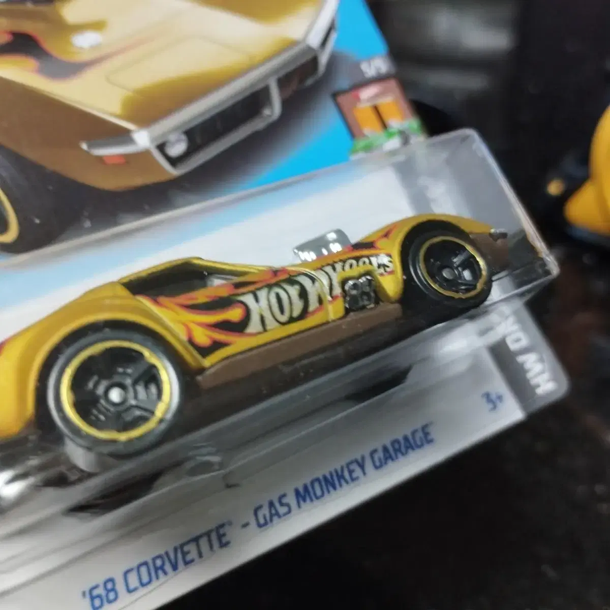 미니카 Hot Wheels 68년형 gas monkey garage