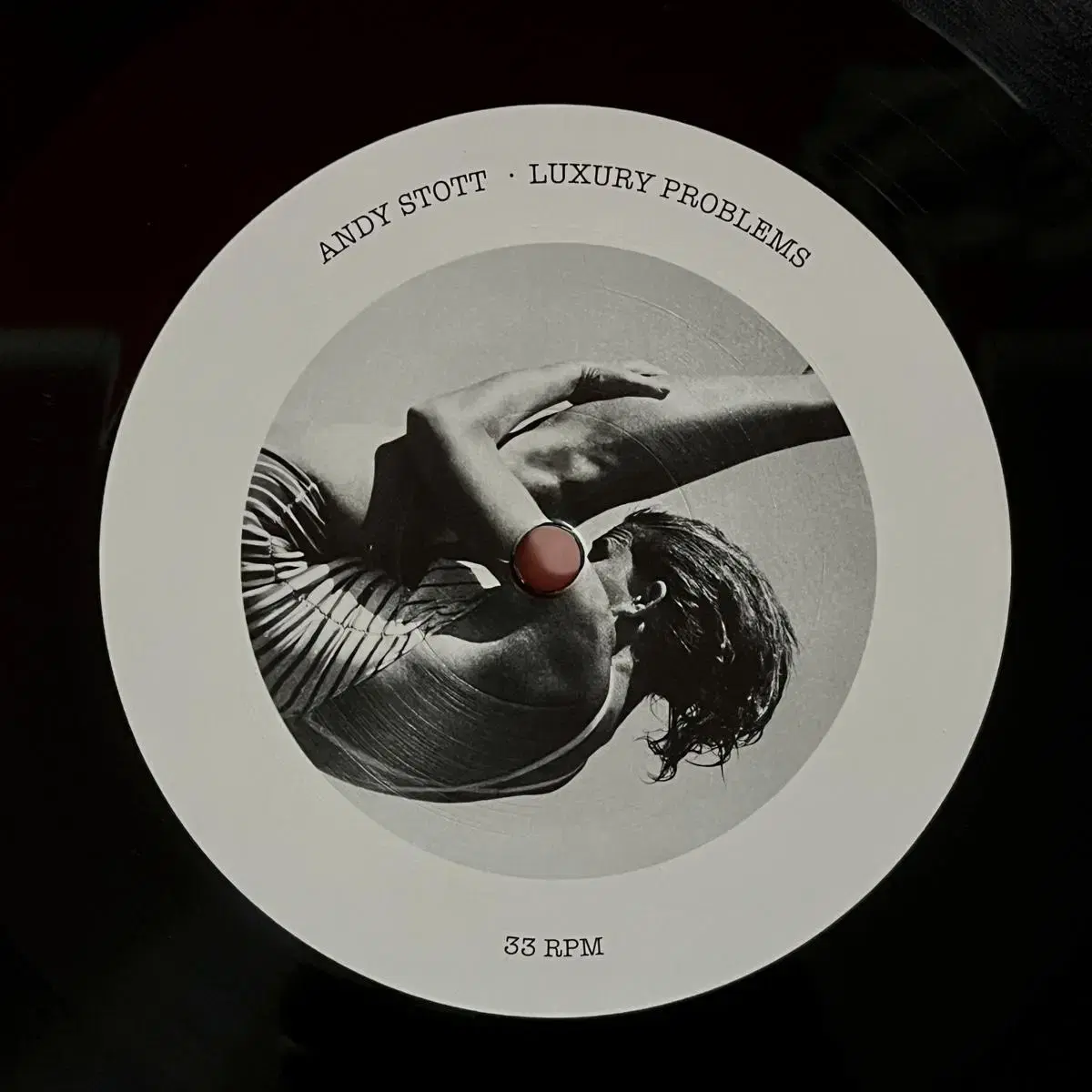 [LP] Andy Stott -Luxury Problems