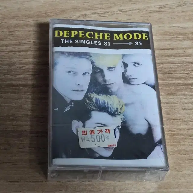 Depeche Mode -The Singles 81-85 미개봉 Tape