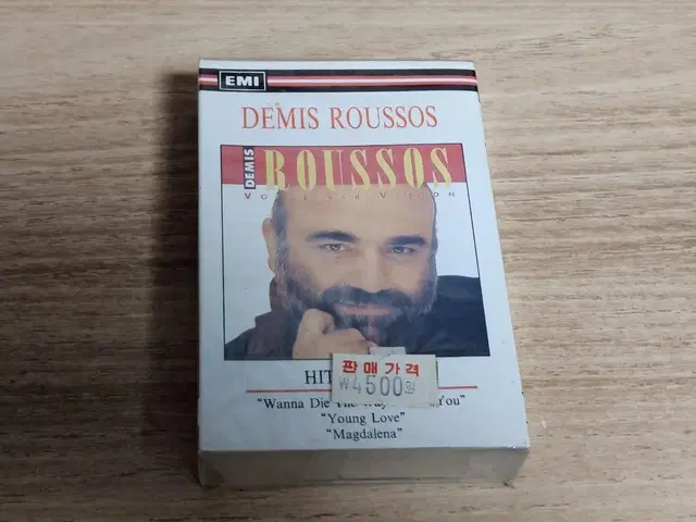 Demis Roussos - Voice And Vision 미개봉Tape