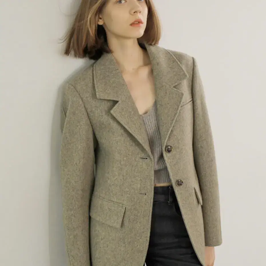 [on&on] Balloon Sleeve Wool Jacket(가격다운)