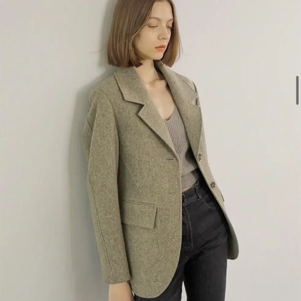 [on&on] Balloon Sleeve Wool Jacket(가격다운)