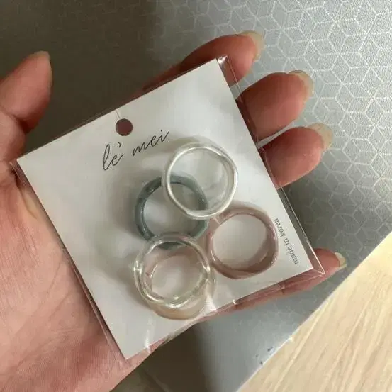 Set of 5 acrylic rings